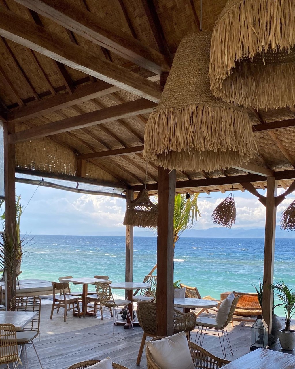 Beautiful Beach Restaurant in Bali to Get Inspired&nbsp;From