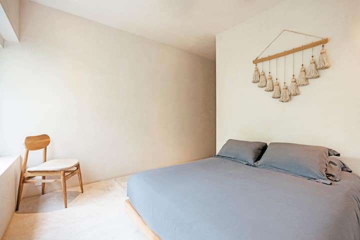 Kamar Tidur Ketiga - Tempat Tidur Queen dengan Kamar Mandi individu dengan Shower 