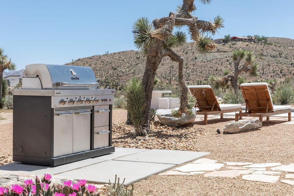 Gallery image of this property