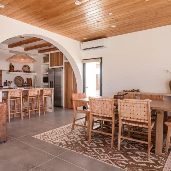 Desert Airbnb Design