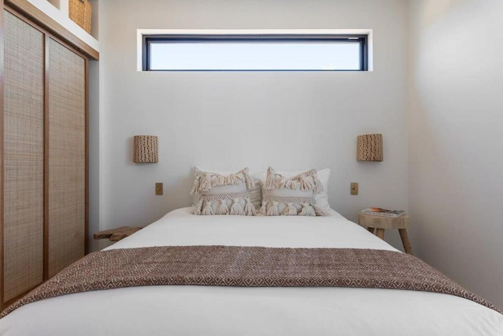 Gallery image of this property