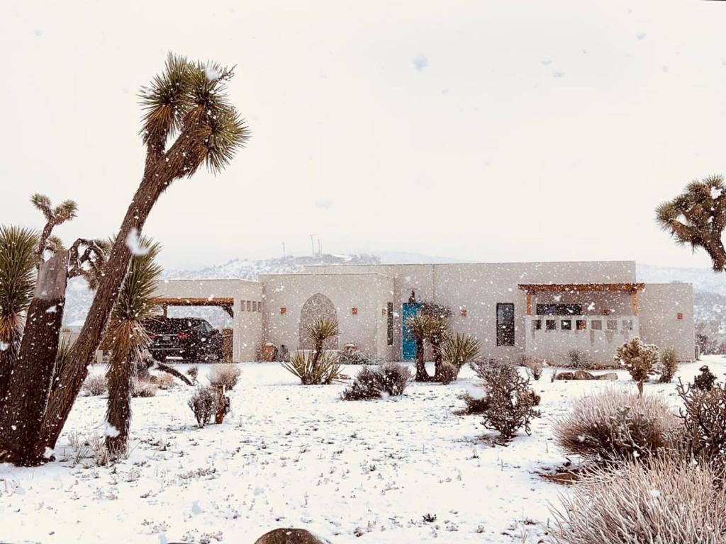 Gallery image of this property