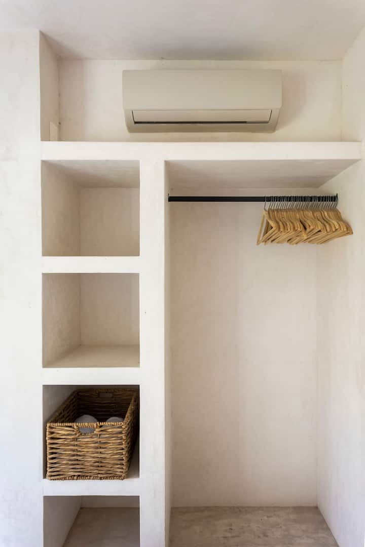 Kamar Tidur Keempat - Tempat Tidur Queen dengan Kamar Mandi individu dengan Shower 