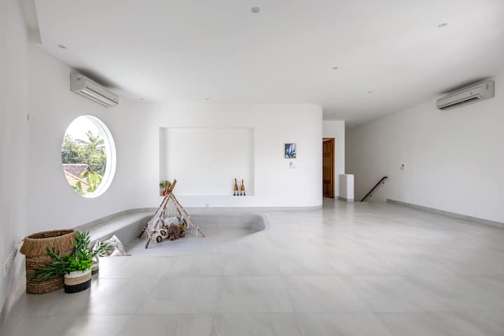 Childrens playroom image 1