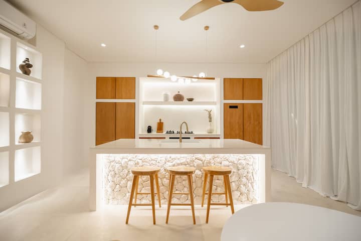 Full kitchen image 4