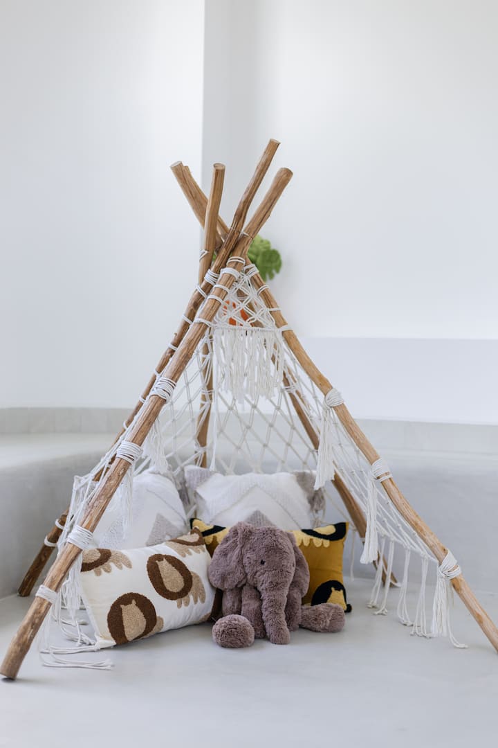 Childrens playroom image 2