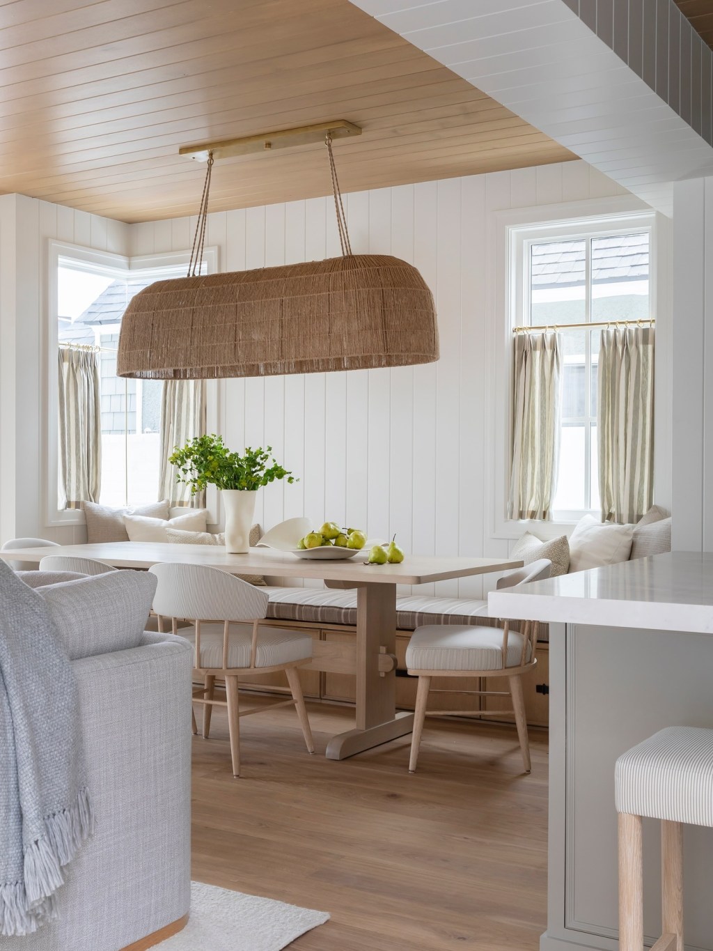 Living Beautifully: The Coastal Elegance of Brooke Wagner&nbsp;Design