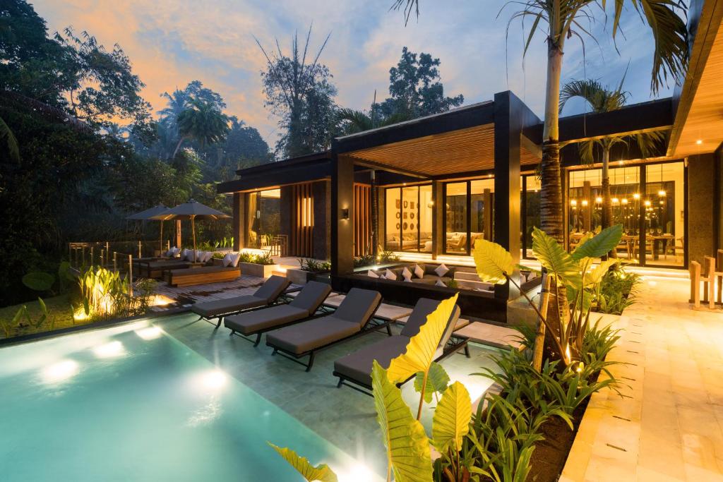 Kolam renang di atau di dekat Villa Kia Ora by BaliSuperHost