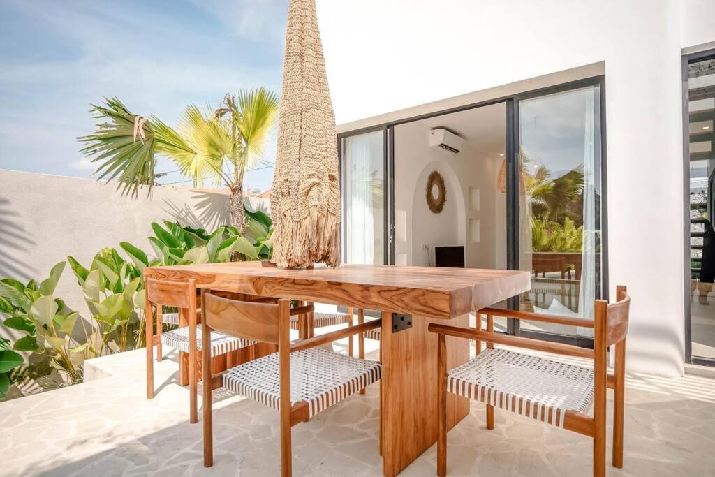 mybaliliving dining furniture set